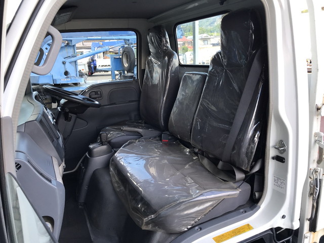 いすゞエルフ平ボディ小型（2t・3t）[写真24]