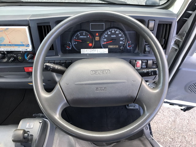 いすゞエルフ平ボディ小型（2t・3t）[写真29]