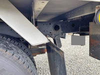 いすゞエルフパネルバン小型（2t・3t）[写真13]