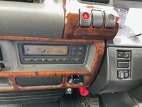 いすゞエルフパネルバン小型（2t・3t）[写真25]