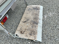 いすゞエルフパネルバン小型（2t・3t）[写真09]