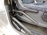 三菱ふそうファイターミキサー車（コンクリートミキサー）増トン（6t・8t）[写真12]