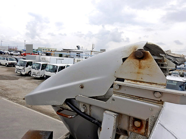 三菱ふそうファイターミキサー車（コンクリートミキサー）増トン（6t・8t）[写真40]