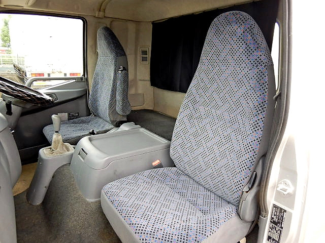 三菱ふそうファイターミキサー車（コンクリートミキサー）増トン（6t・8t）[写真05]