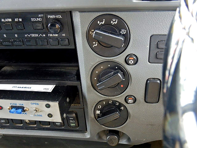 三菱ふそうファイターミキサー車（コンクリートミキサー）増トン（6t・8t）[写真08]