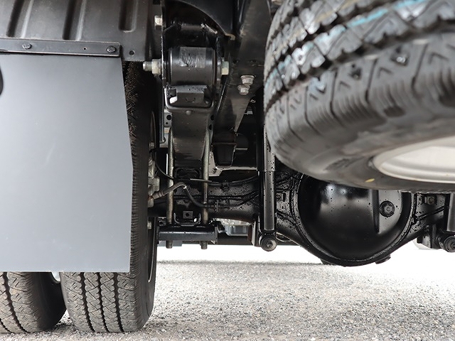 日野デュトロ平ボディ小型（2t・3t）[写真22]