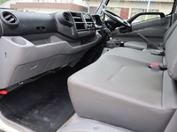 日野デュトロ平ボディ小型（2t・3t）[写真29]