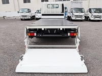 日野デュトロ平ボディ小型（2t・3t）[写真09]