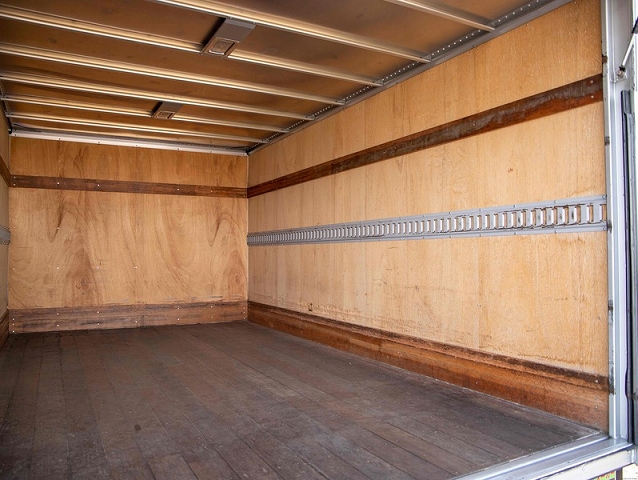 マツダタイタンアルミバン小型（2t・3t）[写真11]