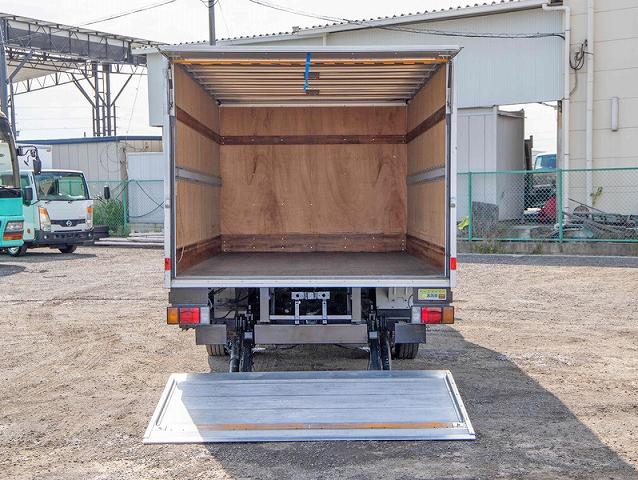 マツダタイタンアルミバン小型（2t・3t）[写真08]