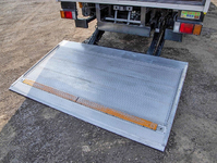 マツダタイタンアルミバン小型（2t・3t）[写真09]