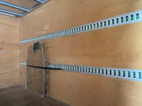 いすゞエルフアルミバン小型（2t・3t）[写真10]