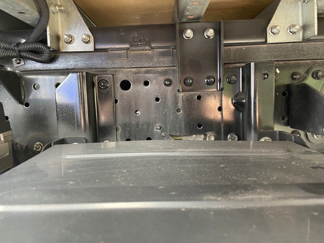 いすゞエルフアルミバン小型（2t・3t）[写真15]