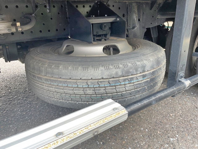 いすゞエルフアルミバン小型（2t・3t）[写真17]