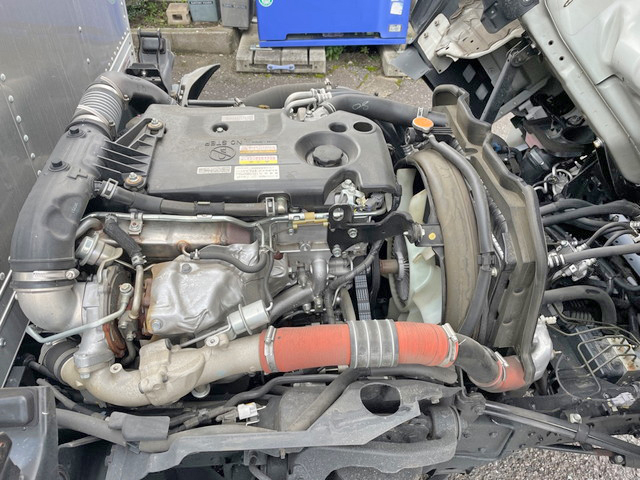 いすゞエルフアルミバン小型（2t・3t）[写真21]