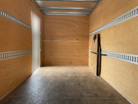 いすゞエルフアルミバン小型（2t・3t）[写真07]