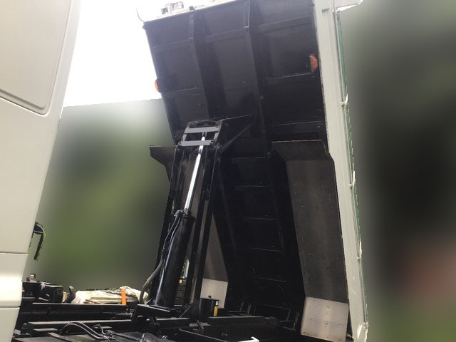 日野プロフィアダンプ大型（10t）[写真14]