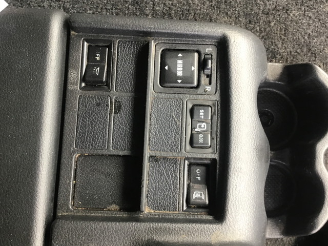 日野プロフィアダンプ大型（10t）[写真34]