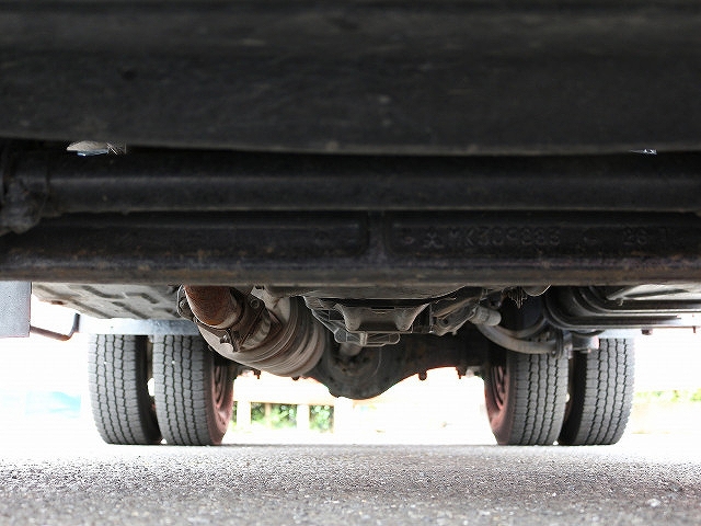 三菱ふそうキャンター高所作業車小型（2t・3t）[写真19]