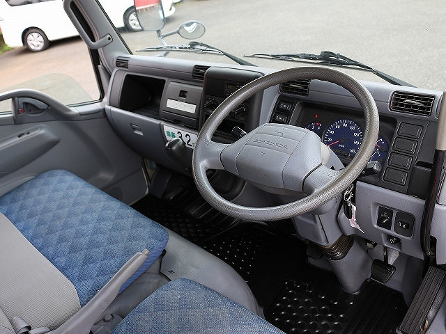 三菱ふそうキャンター高所作業車小型（2t・3t）[写真22]