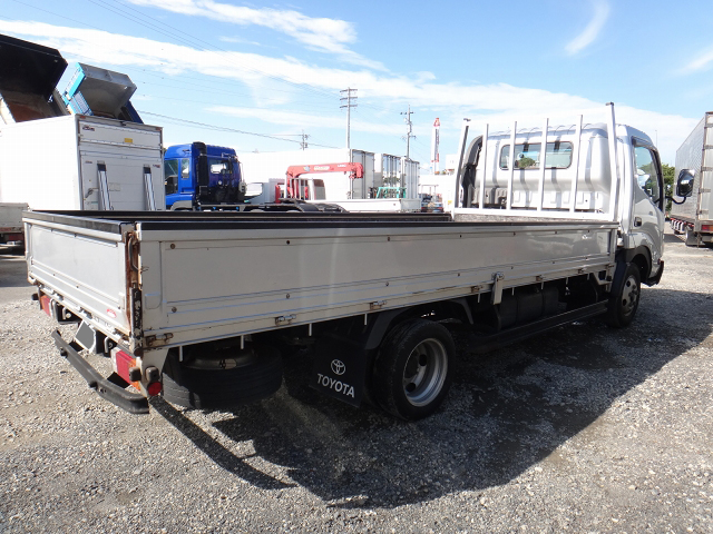 トヨタダイナ平ボディ小型（2t・3t）[写真02]