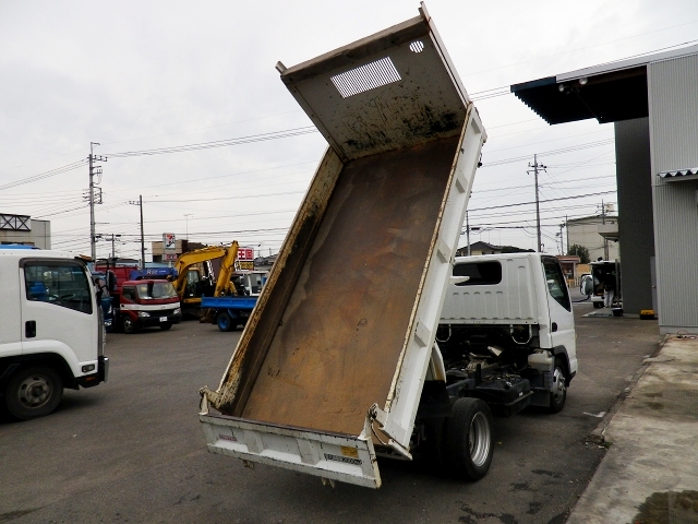 三菱ふそうキャンターダンプ小型（2t・3t）[写真02]