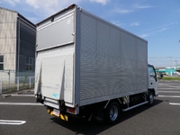 いすゞエルフアルミバン小型（2t・3t）[写真02]