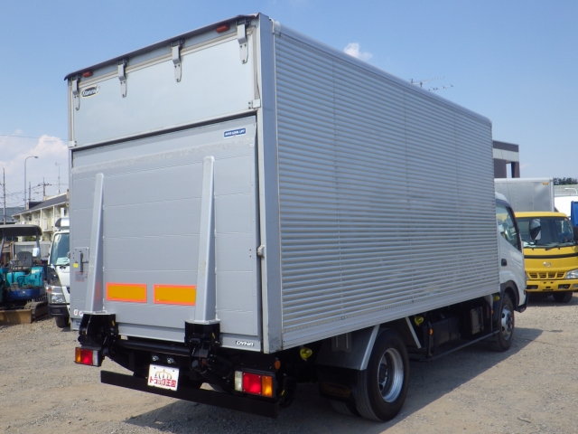 トヨタダイナアルミバン小型（2t・3t）[写真02]