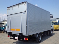 トヨタダイナアルミバン小型（2t・3t）[写真02]