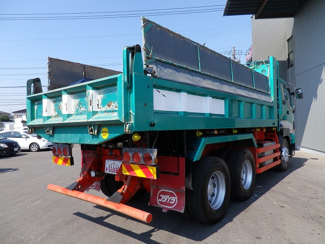 いすゞギガダンプ大型（10t）[写真02]