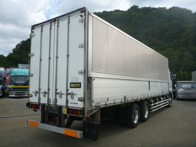 日野プロフィアアルミウイング大型（10t）[写真02]