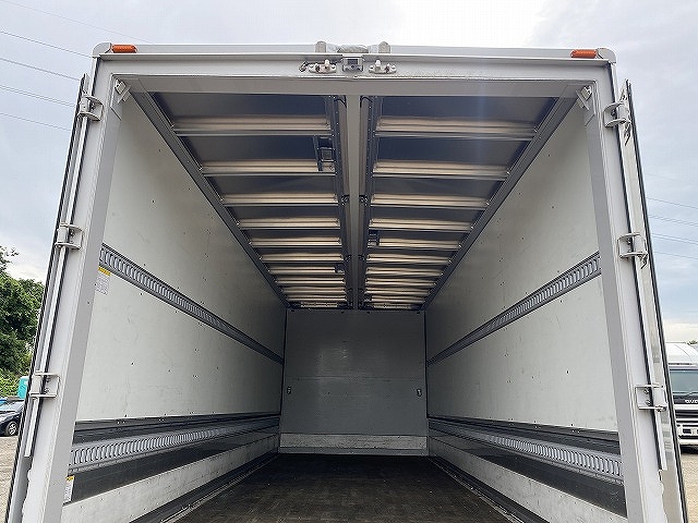 UDトラックスコンドルアルミウイング中型（4t）[写真16]