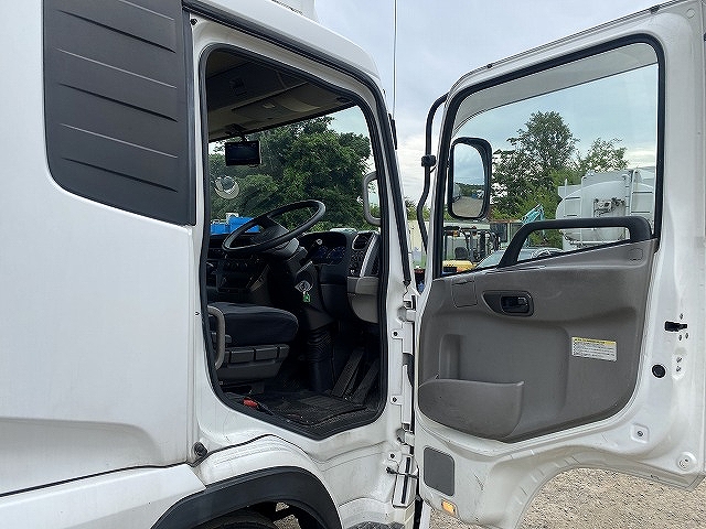 UDトラックスコンドルアルミウイング中型（4t）[写真22]