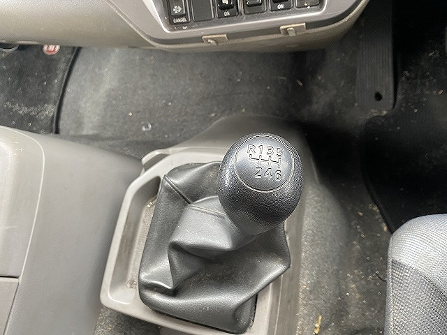 UDトラックスコンドルアルミウイング中型（4t）[写真26]