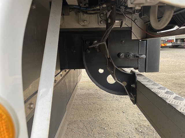 UDトラックスコンドルアルミウイング中型（4t）[写真38]