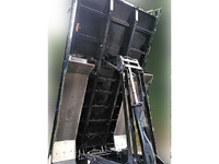 三菱ふそうスーパーグレートダンプ大型（10t）[写真16]