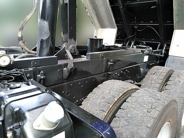 三菱ふそうスーパーグレートダンプ大型（10t）[写真19]