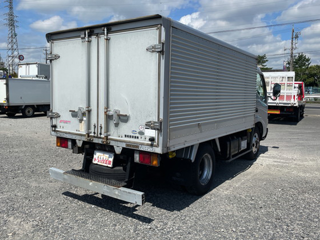 トヨタダイナアルミバン小型（2t・3t）[写真02]