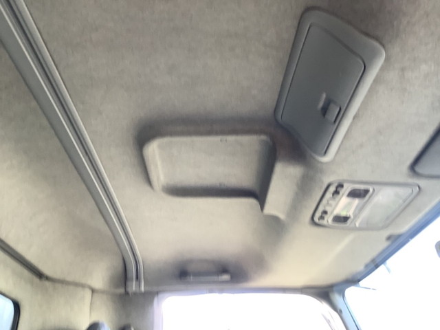 三菱ふそうファイターアルミブロック中型（4t）[写真28]