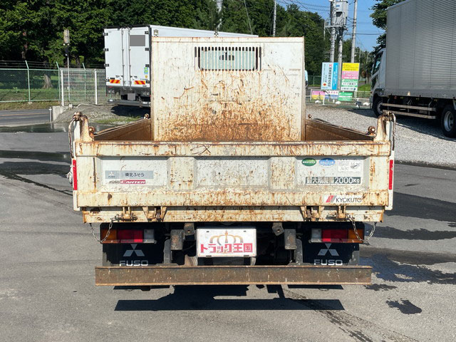 三菱ふそうキャンターダンプ小型（2t・3t）[写真10]