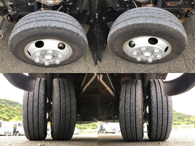 いすゞエルフ平ボディ小型（2t・3t）[写真21]