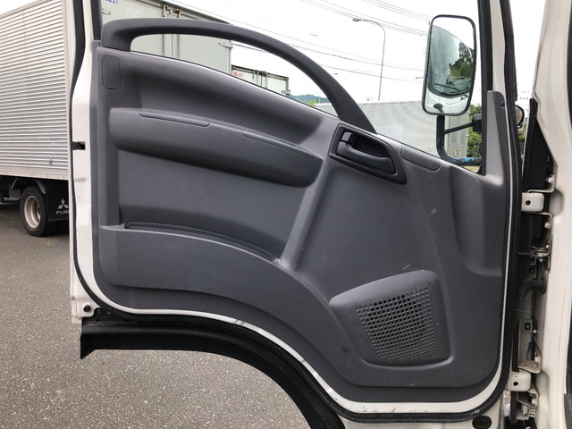 いすゞエルフ平ボディ小型（2t・3t）[写真24]