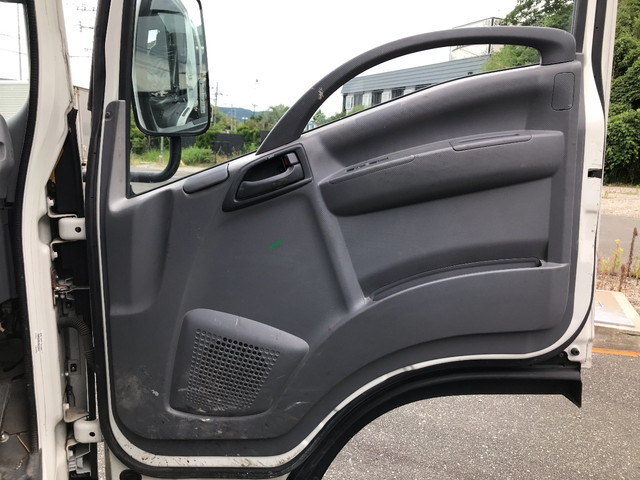 いすゞエルフ平ボディ小型（2t・3t）[写真25]