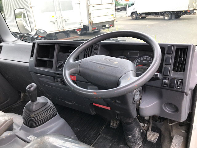 いすゞエルフ平ボディ小型（2t・3t）[写真29]