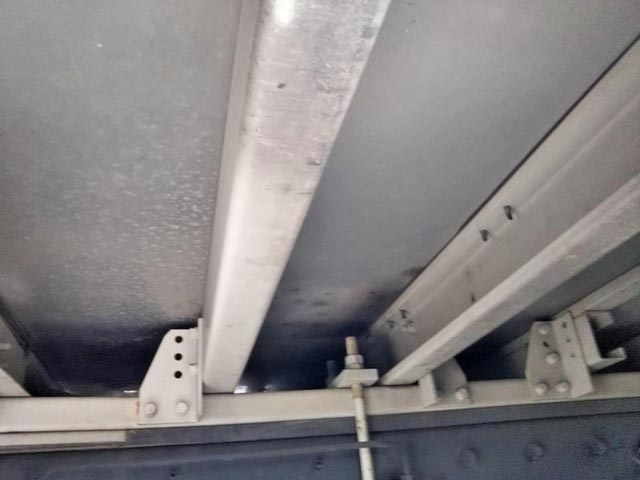 UDトラックスクオンアルミウイング大型（10t）[写真11]