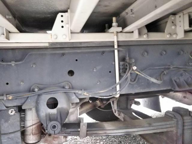 UDトラックスクオンアルミウイング大型（10t）[写真13]