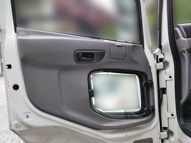 UDトラックスクオンアルミウイング大型（10t）[写真19]