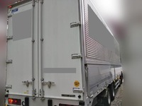 UDトラックスクオンアルミウイング大型（10t）[写真02]