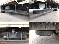 いすゞエルフ平ボディ小型（2t・3t）[写真18]