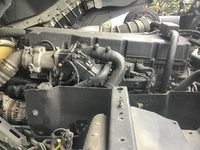 UDトラックスクオントレーラーヘッド（トラクターヘッド）大型（10t）[写真22]